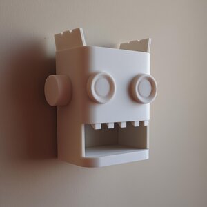 3D Printed Robot Wall Organizer